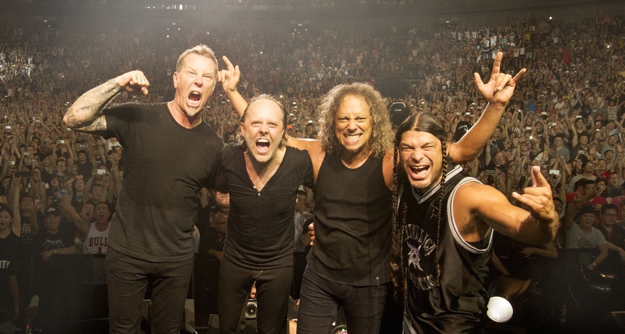 Instagram Photo Shows Metallica In Studio